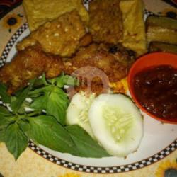 Nasi Ayam Goreng Bandung