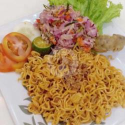 Mie Geprek Sambel Matah Teh Kotak Sosro