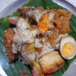 Nasi Gudeg Opor Komplit