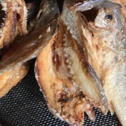 Ikan Asin Goreng