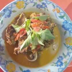 Kepala Ikan Bumbu Kuning