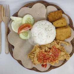 Nasi   Ayam Geprek   Tahu Tempe   Sambal