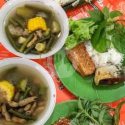 Nasi Sayur Asem Lauk Tempe