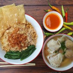 Mie Ayam Yamin (manis) Spesial Raos Komplit (pangsit Basah   Bakso Daging Ayam)