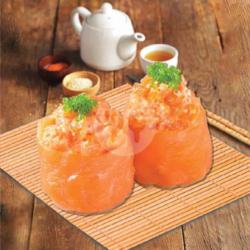 Spicy Salmon Bomb