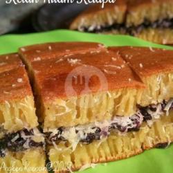 Martabak Bangka Coklat Ketan Hitam Kelapa