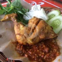 Ayam Penyet Sambel Jerit Terasi