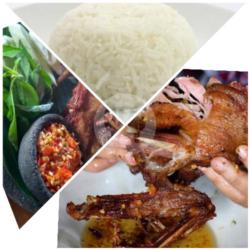 Paket Bebek Goreng Lengkap.