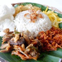 Nasi Uduk   Ikan Suir