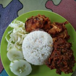 Ayam Penyet   Nasi   Tempe Terong   Lalapan