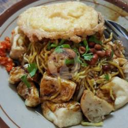 Tahu Kupat   Telor