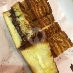 Roti Bakar Mocca Durian