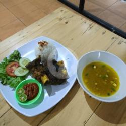 Paket Nasi Iga Bakar Wacana