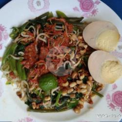 Sayur Plecing Telor