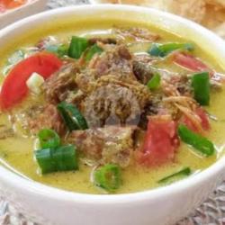 Soto Betawi Jeroan Sapi