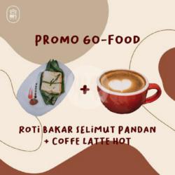 Roti Bakar Selimut Pandan   Coffe Latte Hot