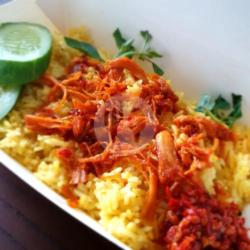 Nasi Kuning Ayam Suwir