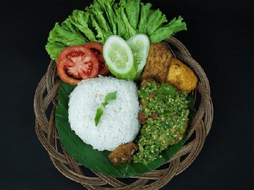 Dapoer Soenda, Cigombong