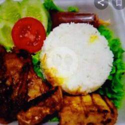 Paket Nasi Ayam Bakar Paha Tahu Tempe