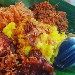 Nasi Kuning Iwak Haruan