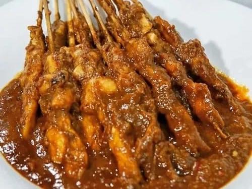 Sate Madura Pam Mahrus, Jl. Junti Hilir RT/RW/01/04