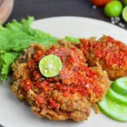 Ayam Geprek Sambal Bawang