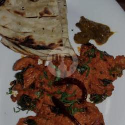 Roti Paratha Dan Chicken/ikan Tikka