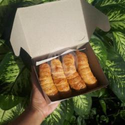 Banana Pastry M (350g)