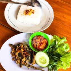 Paket Komplit Nasi Belut Geprek   Minum