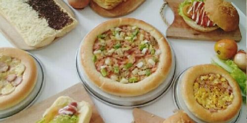 G & G Bread and Pizza, Pasir Luhur