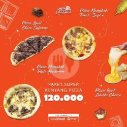 Super Kenyang Pizza