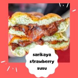 Roti Kuro Kukus /bakar Sarikaya Strawberry Susu