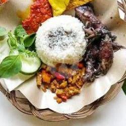 Sego Sambel Cumi Hitam