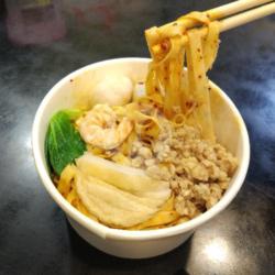 Fishball Noodle Wide (meepok)