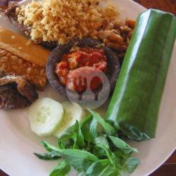 Nasi Timbel Ayam Komplit