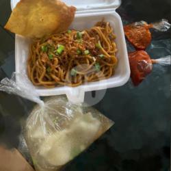 Mie Yamin Manis Kuah Siomay