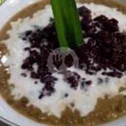 Kacang Hijau Dan Ketan Hitam