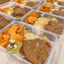 Nasi Sayur Rendang Sapi