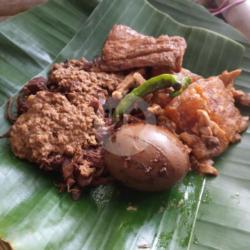 Gudeg Tahu Telur