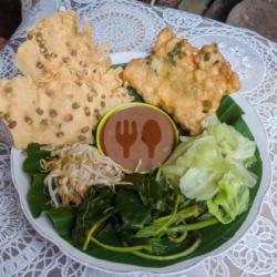 Sayur Pecel Gorengan