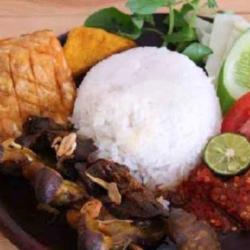 Nasi Tempong Ati Ampela