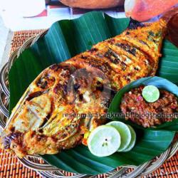 Ikan Etong Bakar