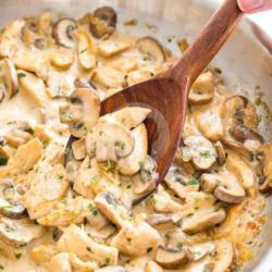 Creamy Chicken Mushroom Pasta