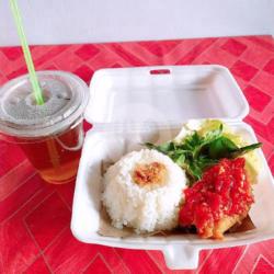 Paket Nasi Ayam Geprek   Es