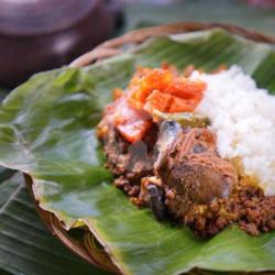 Nasi Gudeg Ati Ampela Bacem