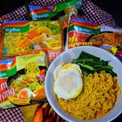 Indomie Kuah Seblak Ayam Bawang