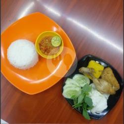 Paket Pas Nasi Ayam Goreng Sambal Rica   Tahu Tempe Goreng