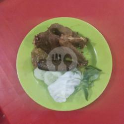 Bebek Goreng
