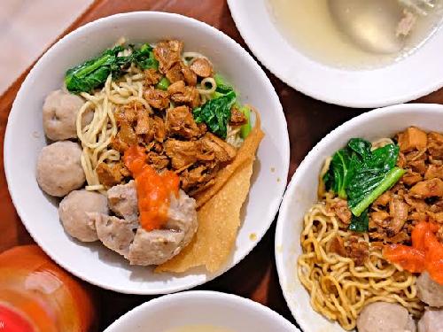 Daftar Harga Menu Delivery Mie Ayam Bakso Wonogiri Sri Roso, Kamandoran ...