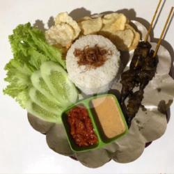 Nasi Uduk Paru Lezat